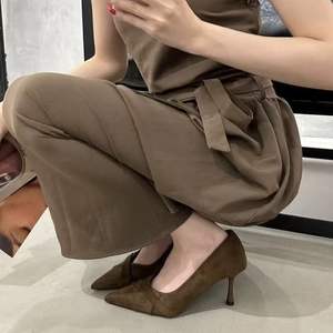 Zapatos de Novia de Tacón Cuadrado con Suela Suave de Cuero Genuino Premium, Mocasines Antideslizantes y Desodorantes, Tendencia de Moda Verano 2026 - Product Image 2