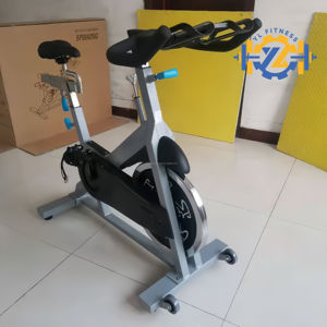 YL-SB16 Bicicleta de <span class=keywords><strong>Spinning</strong></span> Profesional para Ejercicio Físico con Volante de Inercia de <span class=keywords><strong>18</strong></span> <span class=keywords><strong>kg</strong></span> (Serie de Equipos Cardio) - Product Image 2