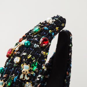 عصابة رأس نسائية من الصوف مزينة بالأحجار الكريمة لعيد الميلاد من FEDANS، مع تصميم جرس وندفة ثلج، إكسسوارات شعر عالية الجودة وأنيقة - Product Image 5