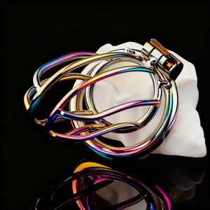 Gabbia di Castità Maschile in Metallo Colorata con Lucchetto Nascosto, Dispositivo di Castità in Acciaio Inossidabile, Bondage per Uomini, 100% Impermeabile - Product Image 2