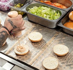 Bolsa de Papel Personalizada, Resistente a la Grasa, Recubierta de Cera, Impresión Offset a una Cara, Ecológica, Biodegradable, Reciclable, para Alimentos, Pan, Hamburguesas - Product Image 5