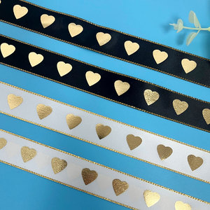Cinta de Satén Personalizada con Borde Dorado de Poliéster de 7/8 Pulgadas, Diseño Personalizado con Impresión en Relieve 3D con Lámina Dorada Brillante, para Empaque de Regalos, con Logotipo de Marca - Product Image 2