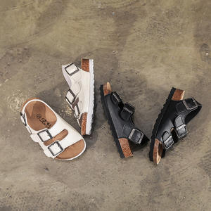 Pantoufles d'extérieur et sandales d'été pour enfants Chaussures d'école à semelle souple à la mode pour filles et garçons Type de glissière - Product Image 4