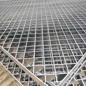 قضبان مجلفنة من الفولاذ الكربوني شديد التحمل ASTM A36 مسننة ملحومة للممرات - Product Image 4