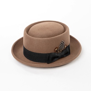 Laise หมวกทรง Cloche แฟชั่นผู้หญิงหมวกขนหมูมีขน100% สำหรับฤดูหนาวขายส่ง - Product Image 6