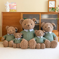 En gros, Ours en peluche bouclé mignon et habillé, avec pull tricoté et col chemise, animal en peluche doux, ours bloc de construction pour anniversaire