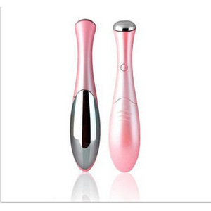 Masseur oculaire avec ionophorèse pour les cernes et les poches sous les yeux, rose, rechargeable, USB Type C - Product Image 2
