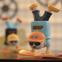 Jouets à remonter pour enfants : Figurine de garçon dessin animé dansant, éclairée et musicale, qui marche sur la tête