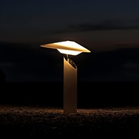 Lampe de table de designer italien, simple et créative, pour salon, bureau, chambre à coucher, modèle nordique, décoration d'hôtel, lumière d'ambiance