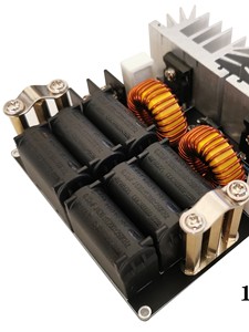 Machine de chauffage par induction haute fréquence 1000W de marque originale, four de trempage haute fréquence, four de moyenne fréquence, tapotage - Product Image 2