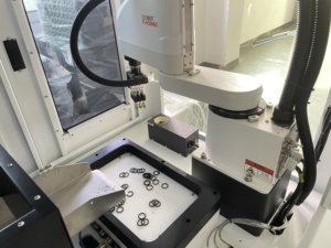 แขนหุ่นยนต์ SCARA พร้อมมอเตอร์ PLC สำหรับเครื่องป้อนแบบยืดหยุ่น เครื่องหยิบจับอัตโนมัติ พร้อมระบบภาพความแม่นยำสูงและประสิทธิภาพสูง - Product Image 2