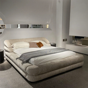 <span class=keywords><strong>Letto</strong></span> Moderno di Lusso Imbottito con Struttura Robusta, <span class=keywords><strong>Letto</strong></span> Oversize Effetto Nuvola, Disponibile nelle Misure King Size, Queen e <span class=keywords><strong>Matrimoniale</strong></span>, in <span class=keywords><strong>Tessuto</strong></span> Felpato Bordeaux per Villa - Product Image 3