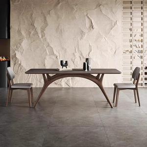 Table à manger Deer Cry en bois massif, structure en bois courbé rectangulaire, meubles de salle à manger stables - Product Image 1