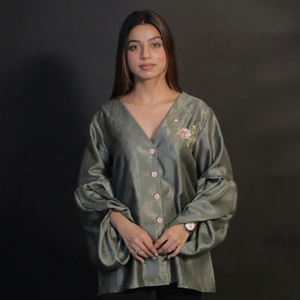 Blusa Elegante de Satén para Mujer, Bordado Floral, Cuello en V, Manga Kimono, Botones, Corte Regular, Holgada, Tejida, para Oficina, Todas las Temporadas - Product Image 1