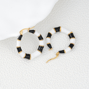 Boucles d'oreilles créoles en céramique SO TAYOINFA 304 316, en stock, plaquées or noir et blanc, bijoux classiques et élégants pour femmes - Product Image 2