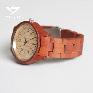 2018 Venta caliente sándalo rojo relojes de cuarzo Digital hecha a mano de madera <span class=keywords><strong>reloj</strong></span> de pulsera logotipo personalizado - Product Image 5