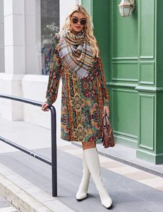 Vente chaude décontracté doux col en v <span class=keywords><strong>a</strong></span>-ligne à manches longues robe élégante femmes tricoté plissé imprimé robe mi-longue avec poches latérales - Product Image 5