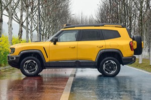 中国廉价汽车低成本安全4轮驱动Suv中国增程式中型SUV深蓝G318待售 - Product Image 3