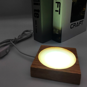 Base lumineuse en bois à LED avec <span class=keywords><strong>dessous</strong></span> de <span class=keywords><strong>verre</strong></span>, présentoir pour boissons, support en bois, pour images des artistes en <span class=keywords><strong>verre</strong></span> de cristal - Product Image 1