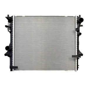 C2D26542 C2Z10786 C2D38735สำหรับจากัวร์ XF XFR XFR-S <span class=keywords><strong>XJ</strong></span> XJR 3.0 5.0 2008ได้ถึง2015เครื่องยนต์น้ำหล่อเย็นหม้อน้ำรถ - Product Image 1