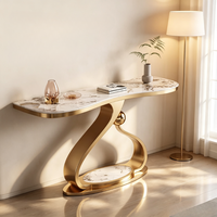 Table console incurvée en marbre, sculpturale dorée, moderne et luxueuse, pour salle à manger, entrée d'appartement, couloir