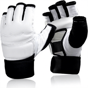 ถุงมือเทควันโดสำหรับฝึกซ้อมศิลปะการต่อสู้ - Product Image 1