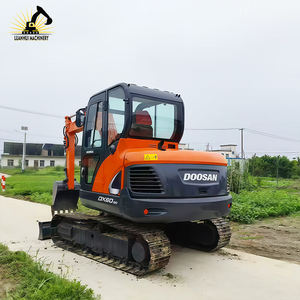 Tamaño compacto Transporte fácil Excelente maniobrabilidad Doosan 60 Excavadora usada para construcción urbana - Product Image 6