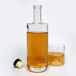 定制豪华700毫升白酒杜松子酒威士忌瓶伏特加烈酒玻璃朗姆酒酒瓶带软木塞