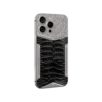 Cadre de luxe plaqué or pour IPhone16 Pro Max gravure profonde avec boîtier de téléphone à motif de crocodile en peau de vache noire et Moissanite