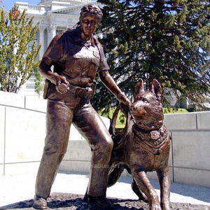 Statue commémorative militaire de soldat et de chien en bronze grandeur nature personnalisée pour l'extérieur - Product Image 4