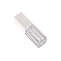 Vente en gros de tubes de brillant à lèvres carrés uniques transparents de 5ml Tubes d'huile à lèvres vides de marque personnalisée Tubes de baguette de brillant à lèvres d'emballage cosmétique