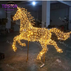 Décoration lumineuse LED extérieure en forme de cheval pour Noël, idéale pour parcs, jardins et événements festifs - Product Image 4