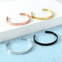 Bracelet jonc ouvert personnalisé pour homme avec nom gravé, en acier inoxydable plaqué or, bijoux de mode tendance