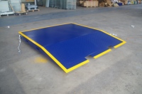 Rampe de conteneur robuste de 3 m, capacité de charge de 8 tonnes, rampe de chargement et de déchargement pour chariot élévateur pour conteneurs d'expédition standard