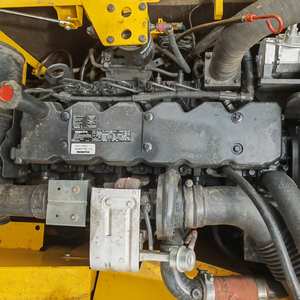 90% nouvelle pelle Komatsu PC240LC à vendre excellent état faible utilisation et prix - Product Image 4