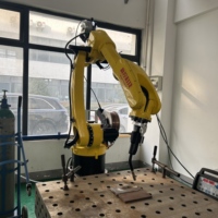Robot 6 axes à vitesse rapide, 10 kg, 2010 mm, contrôlé par PLC, avec moteur à engrenages et servomoteur électrique pour soudage continu, meulage et polissage