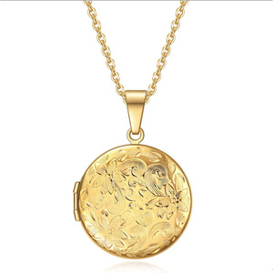 Colgante personalizado <span class=keywords><strong>foto</strong></span> encanto cadenas Acero inoxidable chapado en <span class=keywords><strong>oro</strong></span> mujeres personalizado <span class=keywords><strong>foto</strong></span> corazón medallón <span class=keywords><strong>cadena</strong></span> joyería collares - Product Image 4