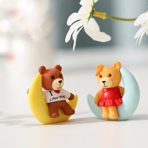 Oso sentado <span class=keywords><strong>en</strong></span> la Luna decoración del hogar Mini artesanías de resina DIY accesorios de mesa de coche pequeño adorno - Product Image 3