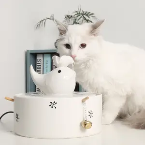 화이트 고래 디자인 필터 포함 깨끗한 세라믹 자동 고양이 분수 애완 동물 식수