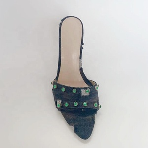 Sandales à bout ouvert camouflage pour femme, talons aiguilles fins, chaussures habillées, décorations métalliques, mules à talons hauts fins ornées de diamants, claquettes en jean - Product Image 2