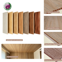 Panel de Techo de PVC Impermeable para Decoración de Restaurantes, Tamaño Personalizado de 30 cm, Panel de Techo de PVC Plástico Ignífugo con Precios Económicos