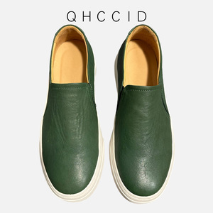 Qhccid Green Leather Slip-on Loafers Men Soft Sole Casual Shoes <b>Low</b> <b>Heel</b> Retro Style - Product Image 1