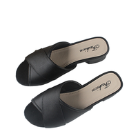 Sandales tongs d'extérieur en PVC à bout ouvert et brides croisées pour femme, style simple, à enfiler, confortables, pour l'été et le printemps