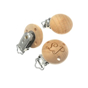 Di Plastica di legno del Crochet Del Bambino di Legno Ciuccio Clip di Supporto In Silicone Catena Ciuccio Clip di Manichino - Product Image 2