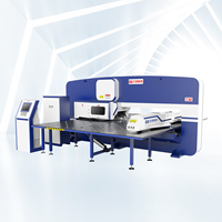 Presse à poinçonner CNC miniature DADONG 30t pour la perforation de tôles