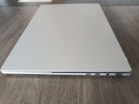 Nuovo Zenbook 14 UX3405C Laptop OLED in Metallo 14" Intel Ultra 9 285H Grafica 16GB DDR5 1TB NVMe SSD Retroilluminato Inglese Wi-Fi 7 Windows