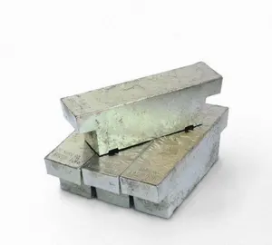 चीन में कारखानों एल्यूमीनियम मिश्र धातु पिंड alsi9cu3 फ़े a7 99.7% और a8 99.8% एल्यूमीनियम ब्लॉक