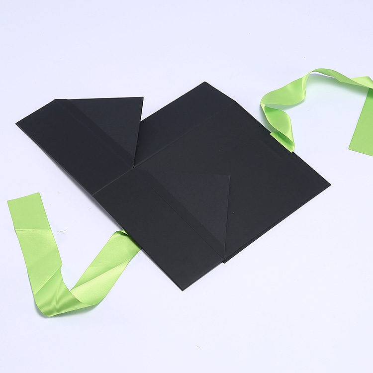 Custom luxury folding black cardboard foldable magnetic gift box with ribbon