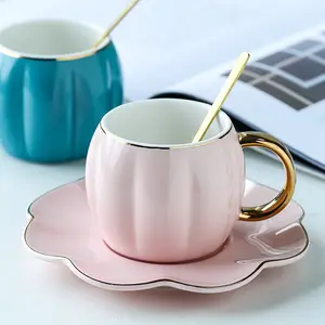 Ensemble tasse à café et soucoupe en céramique personnalisée de 300ml tasse en céramique de style nordique avec assiette et cuillère