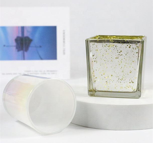 Porte-bougie cylindrique en verre, décoration d'intérieur, pot à bougie en verre coloré - Product Image 1